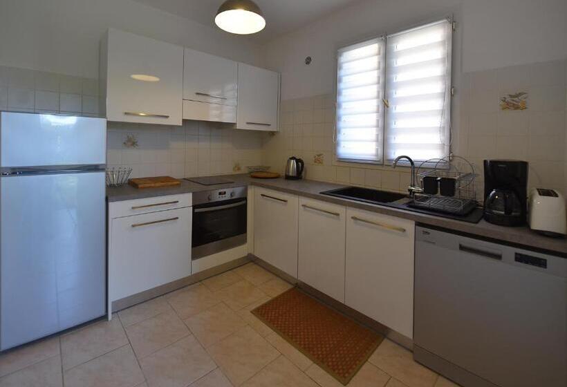 شقة غرفة واحدة مطلة على البحر, Résidence Les Chênes