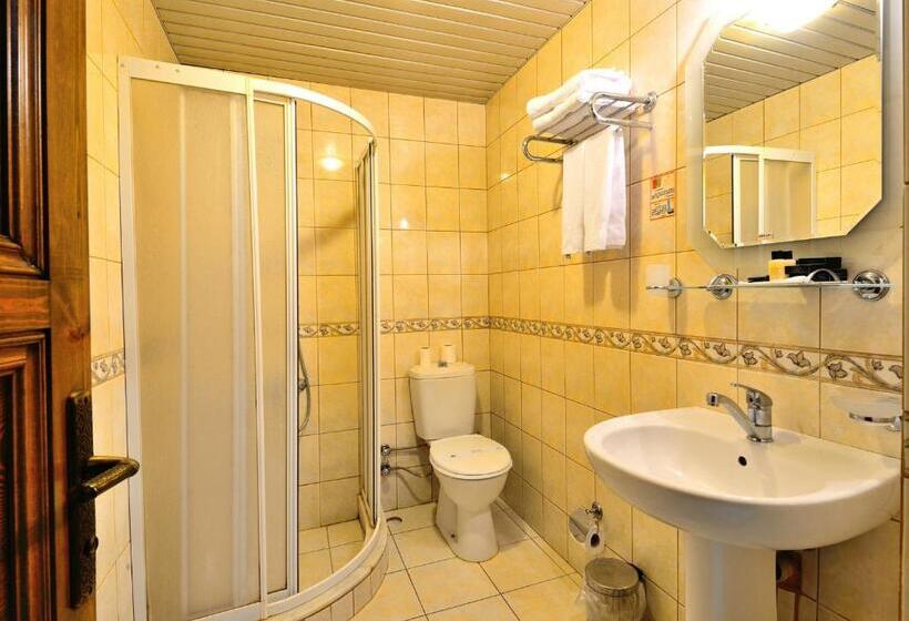 Quarto Estandar, Baglar Saray