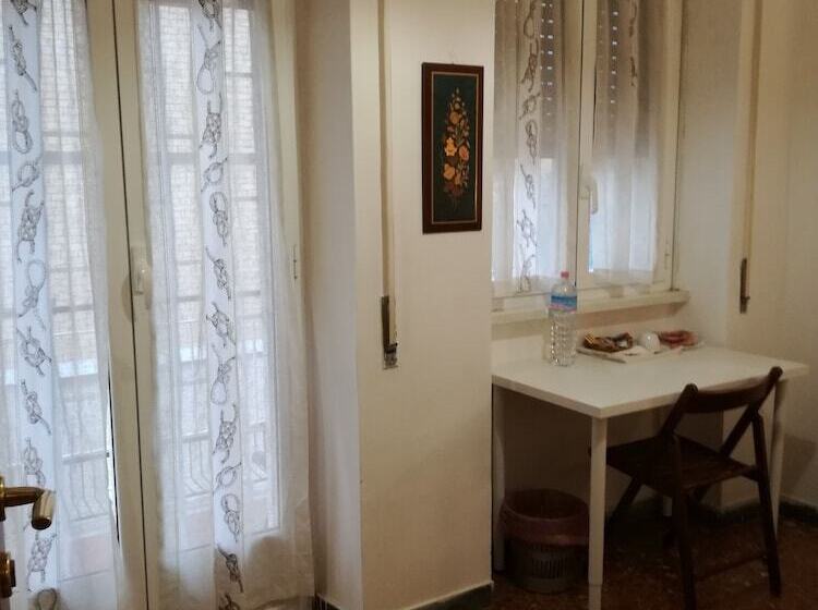 Quarto Estandar Individual Banheiro Compartilhado, Testa Gioacchino B&b