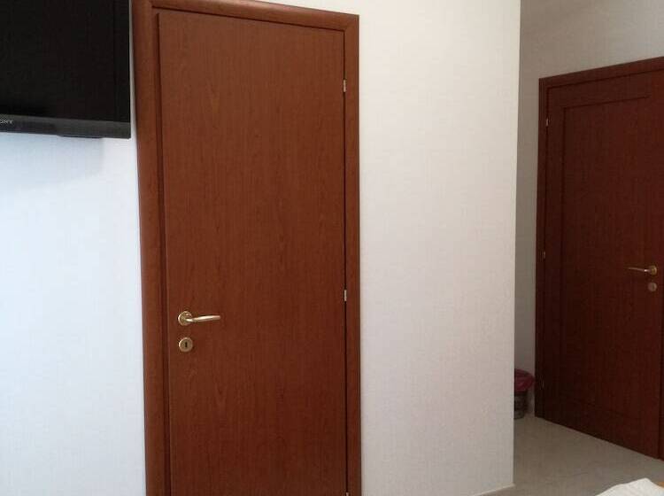 اتاق استاندارد, Testa Gioacchino B&b