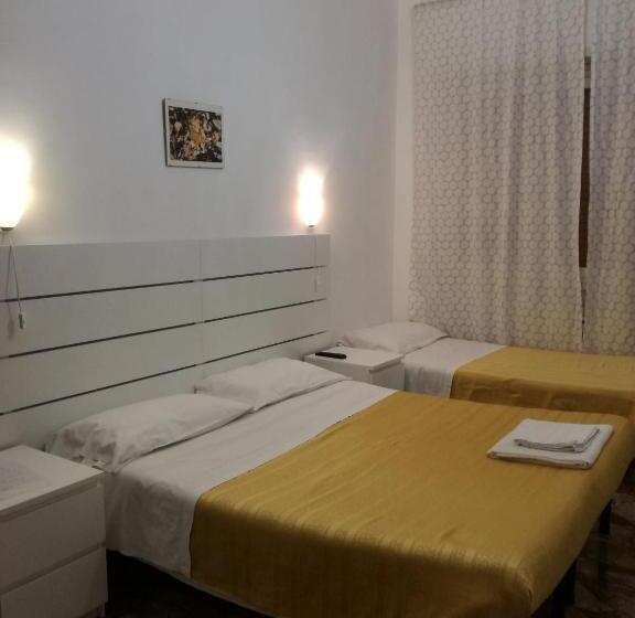 اتاق پایه با سرویس بهداشتی مشترک, Testa Gioacchino B&b