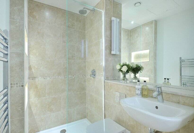 חדר סטודיו סטנדרד, Destiny Scotland   St Andrew Square Apartments