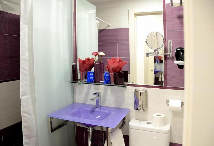 اتاق استاندارد, Hostal Alexis Madrid