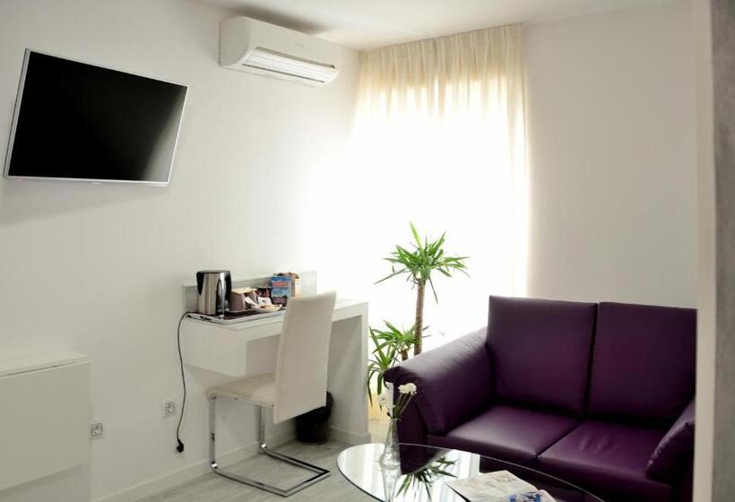 اتاق پرمیوم, Hostal Alexis Madrid