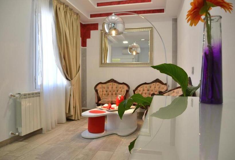 سوییت سوپریور, Hostal Alexis Madrid