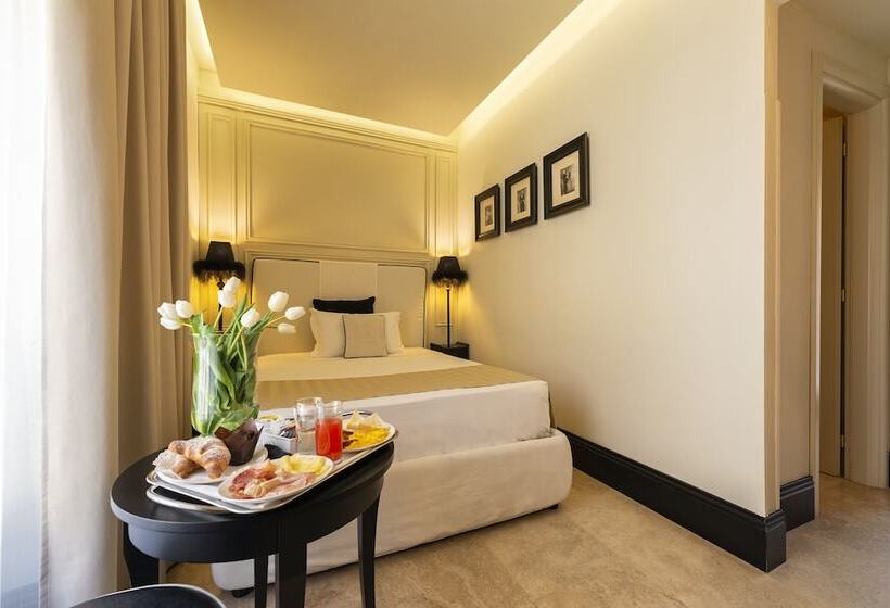 חדר בסיסי, Profumo Maison Colosseo