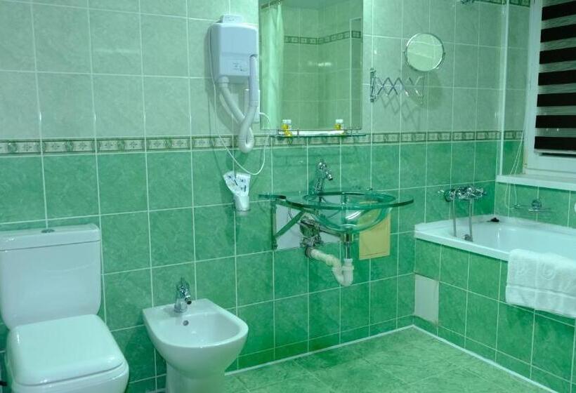 סוויטה, Grand Bukhara