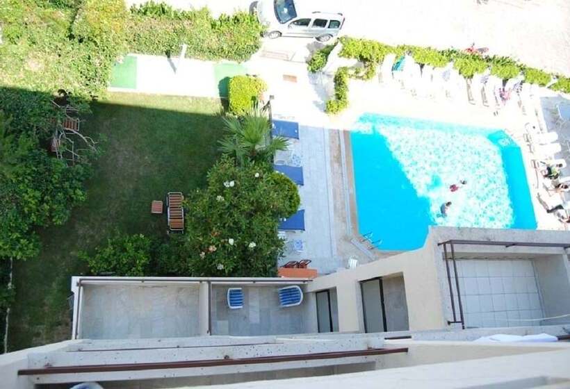 스탠다드 트리플 룸, Cidihan