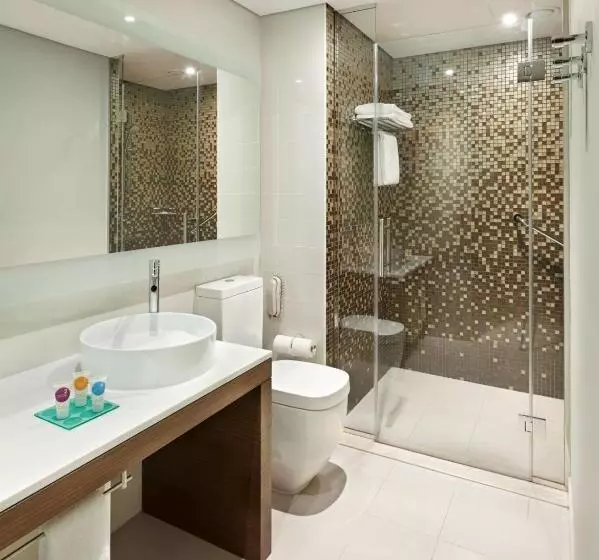 Suite King Bed