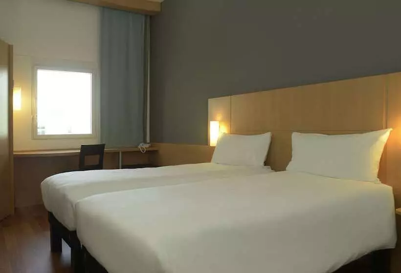 Quarto standard, Ibis Lisboa Parque Das Nações