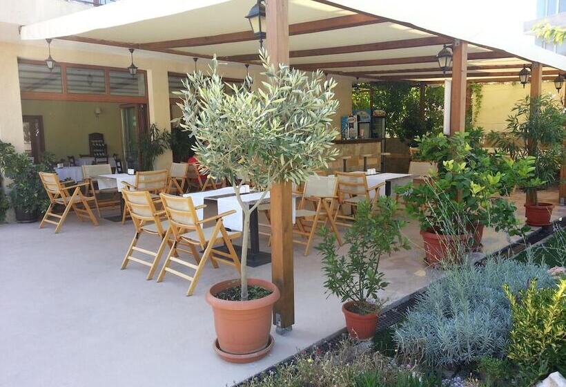 スタンダードルーム, Family Hotel Muses