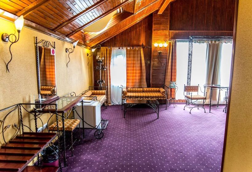 Люкс, Predeal Comfort Suites