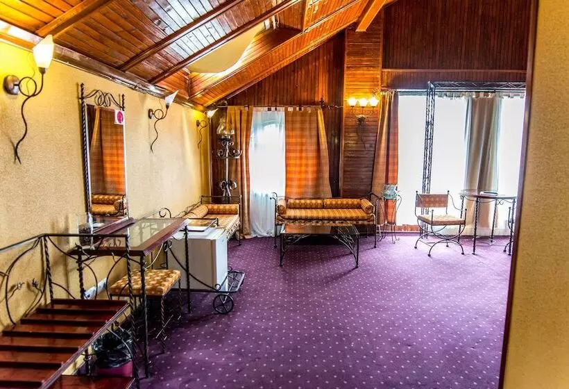 スイート, Predeal Comfort Suites