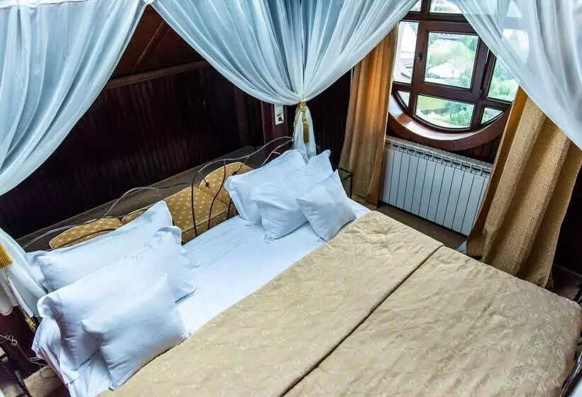 デラックススイート, Predeal Comfort Suites