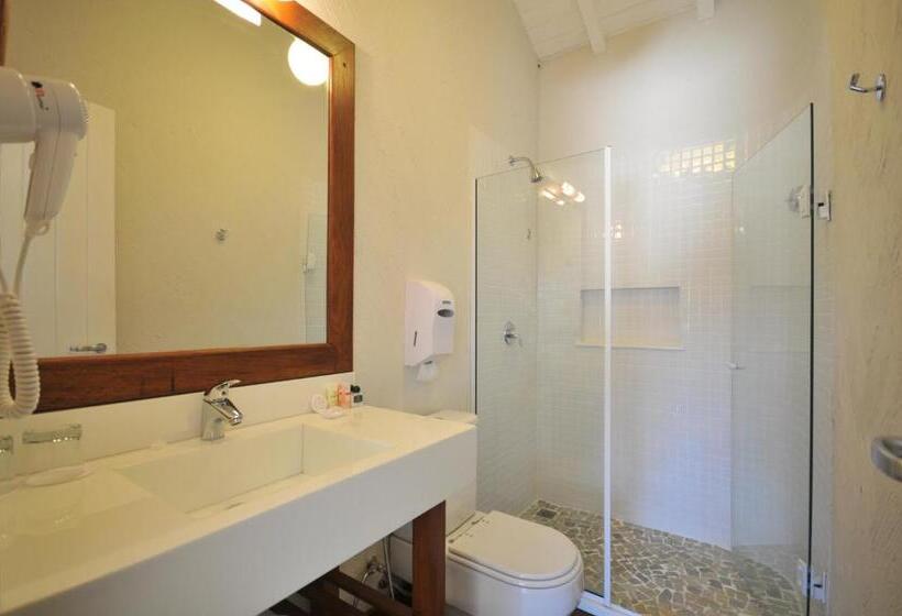 جناح مزود بجاكوزى, Rio Buzios Boutique