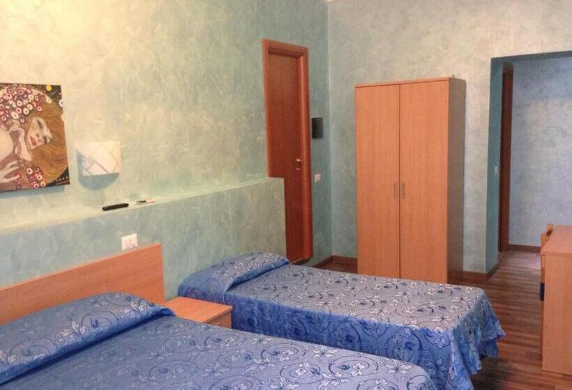 スタンダード４人部屋, Tokyo