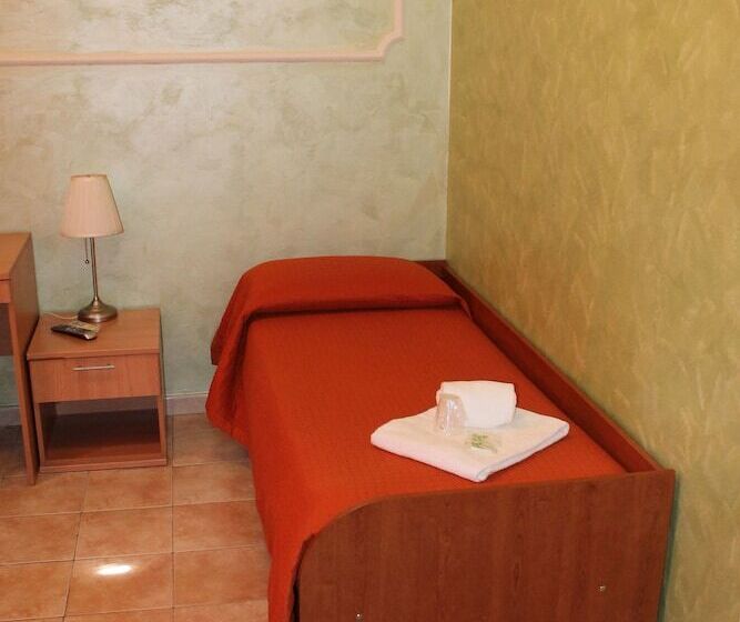 スタンダードシングルルーム, Tokyo