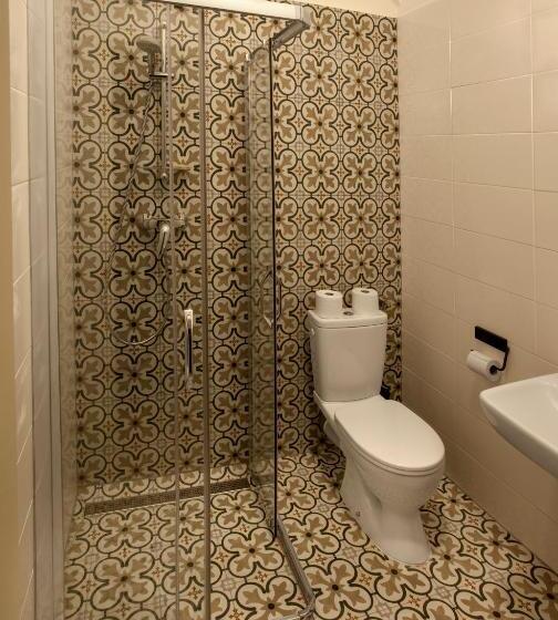 اتاق خانوادگی, Residence Corto Old Town