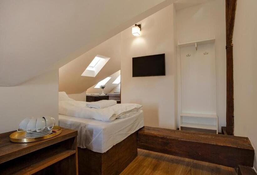 Economy Quadruple Room, Residence Corto Old Town