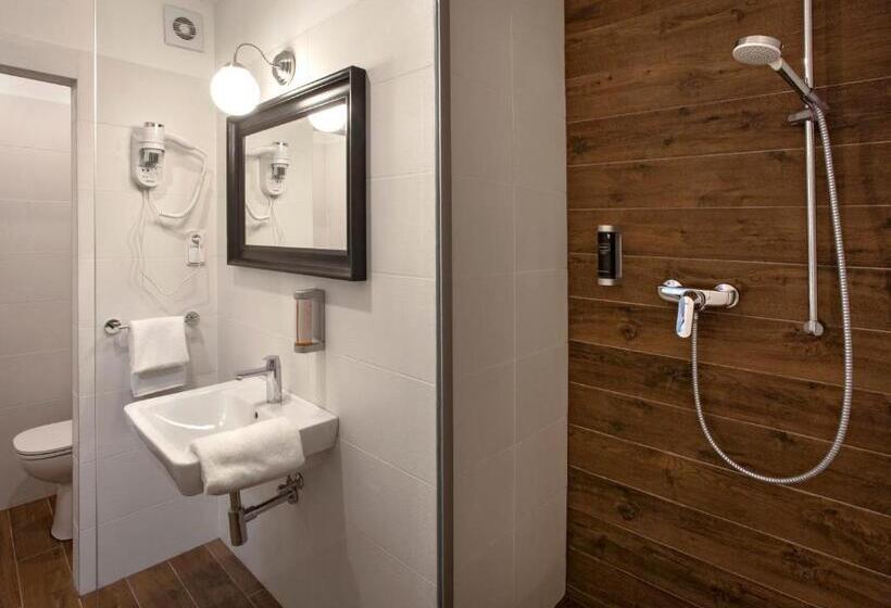 Economy Quadruple Room, Residence Corto Old Town