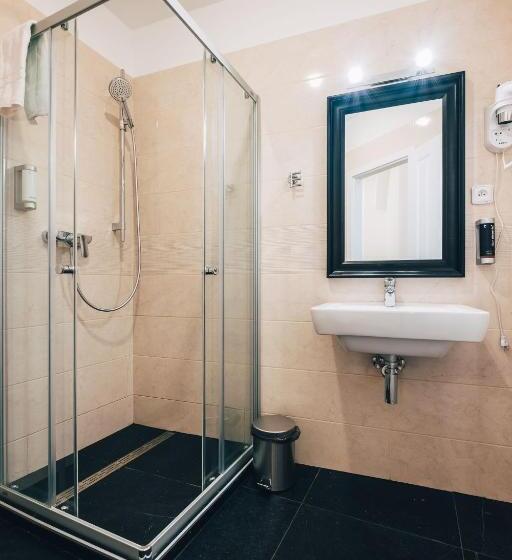 اتاق استاندارد چهار تخته, Residence Corto Old Town