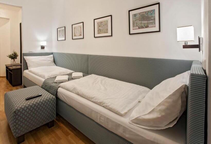 اتاق استاندارد چهار تخته, Residence Corto Old Town