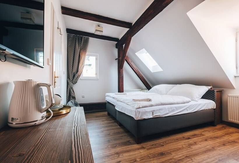 اتاق استاندارد چهار تخته, Residence Corto Old Town