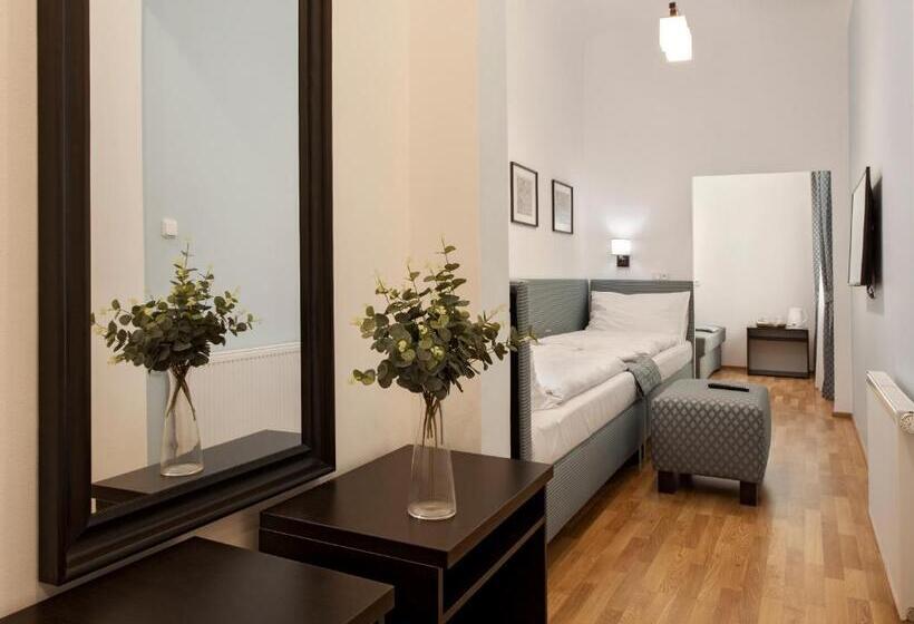 اتاق استاندارد چهار تخته, Residence Corto Old Town