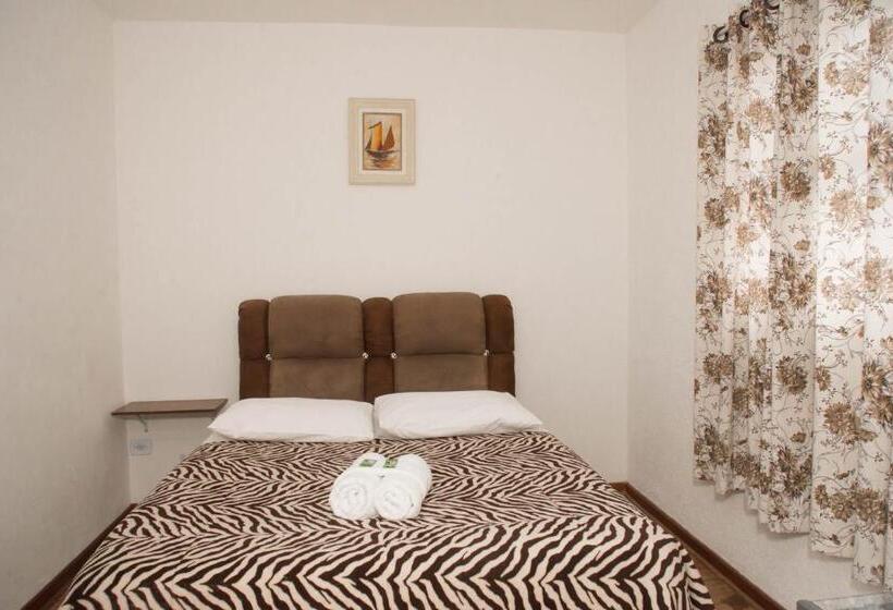 Quarto Estandar, Pousada Fm Premium   Vila Capivari