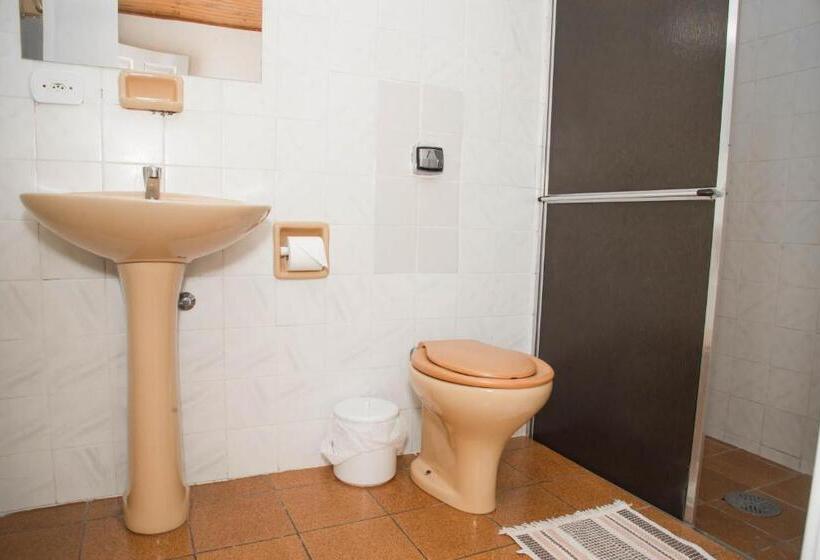 Suíte Familiar, Pousada Fm Premium   Vila Capivari