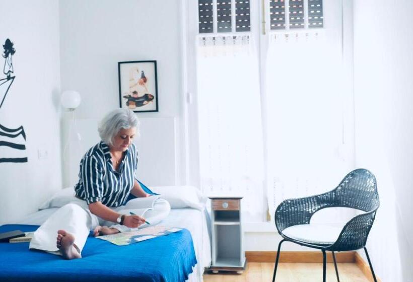 غرفة قياسية فردية, Balenax Pensión