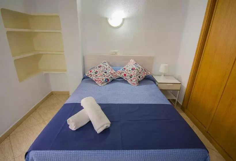 バス共有のスタンダードルーム, Hostal Guillot