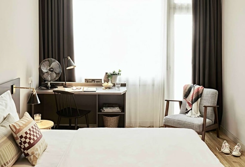 استودیو استاندارد با بالکن, Bold Hotel München Zentrum