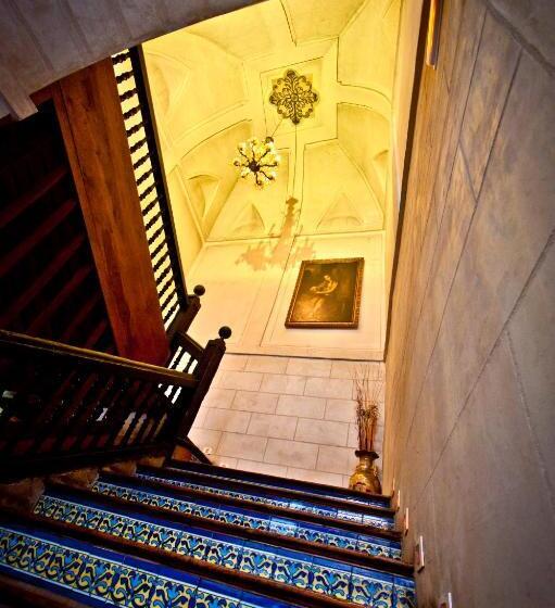 اتاق استاندارد یک نفره, Condes De Castilla