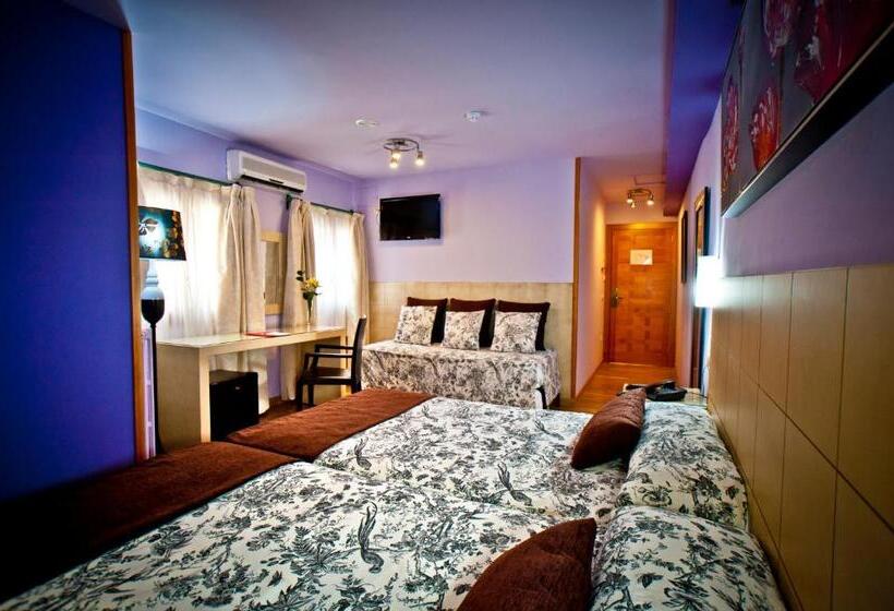 اتاق استاندارد سه نفره, Condes De Castilla