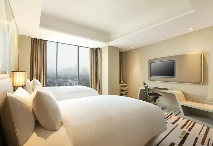 デラックスルーム, Doubletree By Hilton Jakarta   Diponegoro