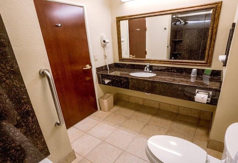 סוויטה, Holiday Inn Express Hotel & Suites Pampa, An Ihg