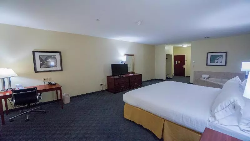 Standard-huone King-vuode, Holiday Inn Express Hotel & Suites Pampa, An Ihg