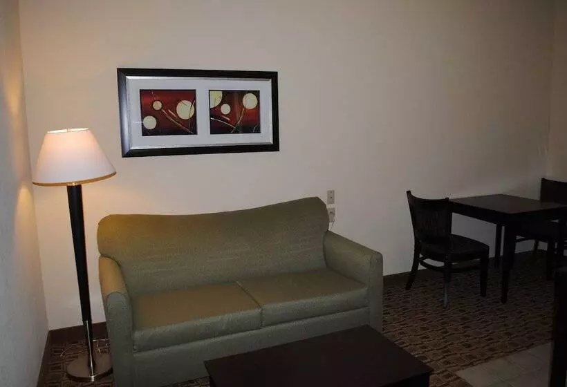 スイート, Holiday Inn Express Boonville, An Ihg