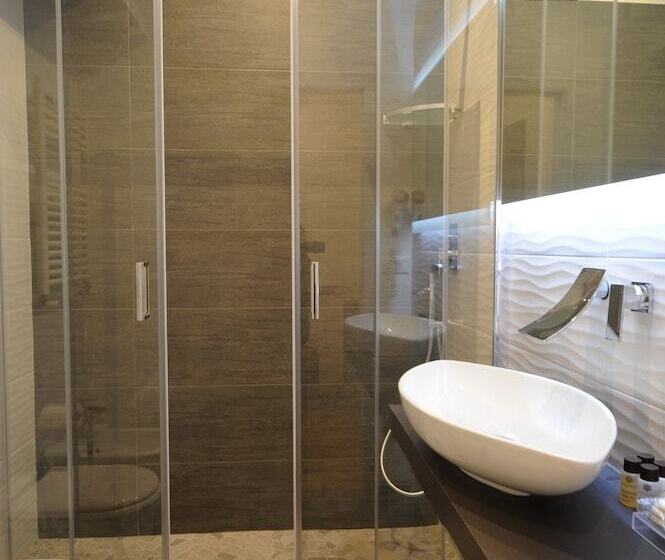 اتاق استاندارد سه نفره, My Suites Piazza Di Spagna