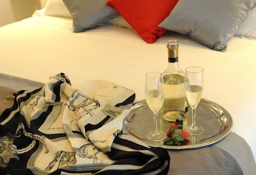اتاق استاندارد سه نفره, My Suites Piazza Di Spagna