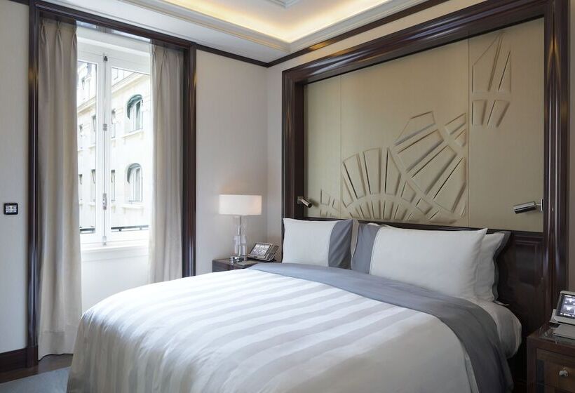 プレミアムルーム, The Peninsula Paris