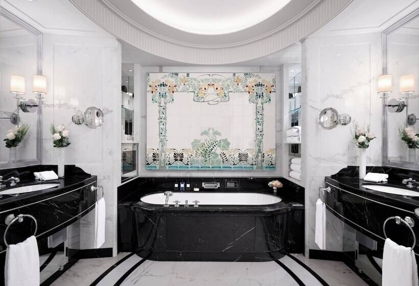 プレミアムルーム, The Peninsula Paris