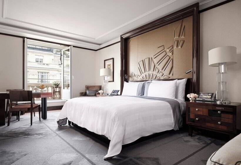 プレミアムルーム, The Peninsula Paris