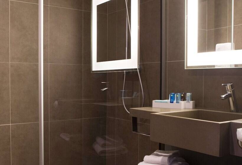 スーペリアールーム, Novotel London Brentford