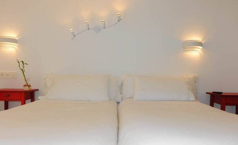 컴포트 룸, Artea Narrika