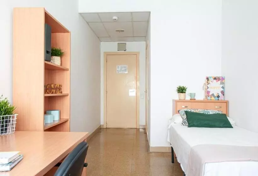 اتاق استاندارد یک نفره, Residencia Universitaria Sant Jordi
