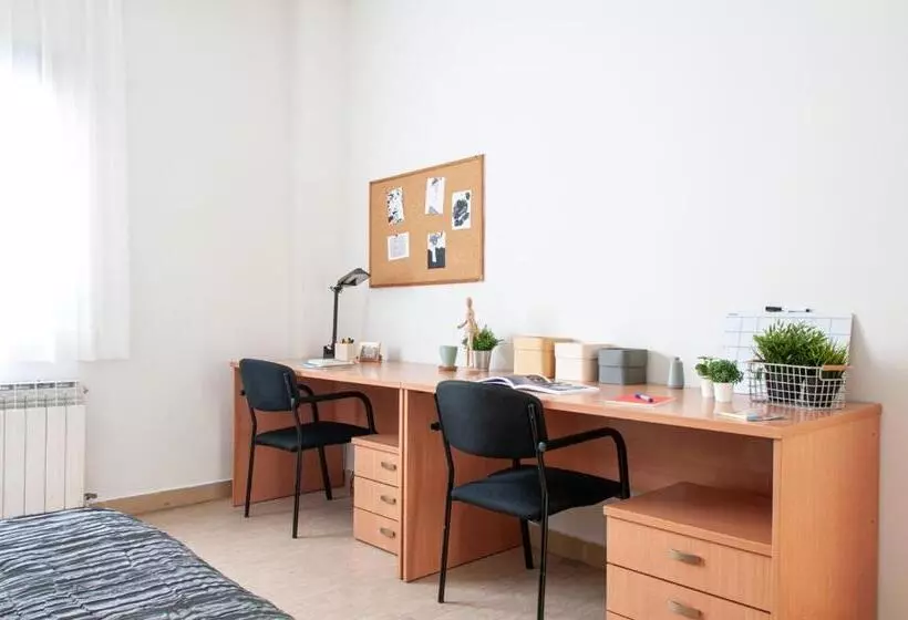 اتاق سوپریور, Residencia Universitaria Sant Jordi