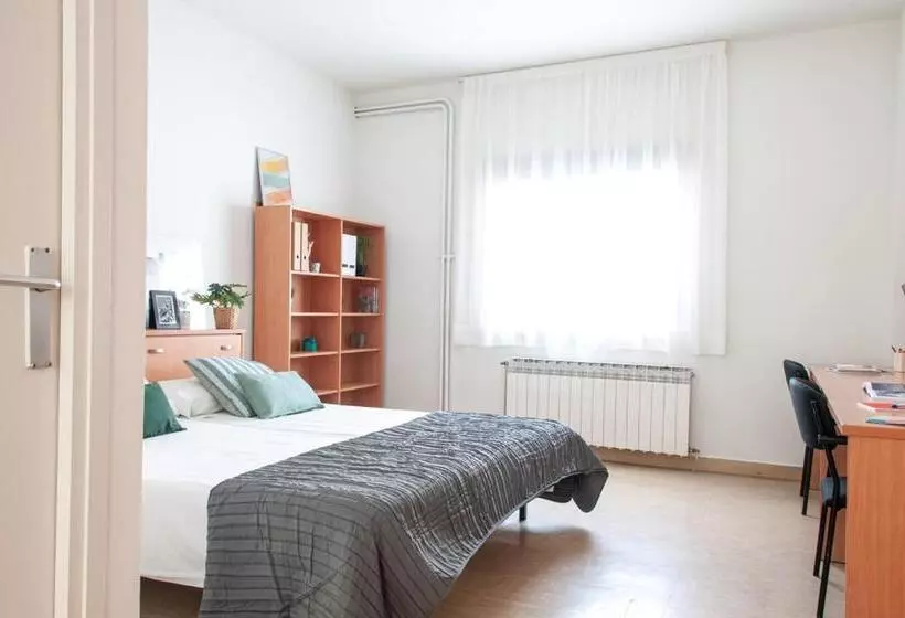 اتاق سوپریور, Residencia Universitaria Sant Jordi
