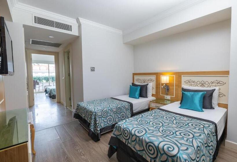 غرفة عائلية, Crystal Waterworld Resort & Spa - Ultimate All Inclusive